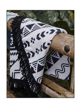 NEW DSW round Beach Blanket Towel Wrap Black & White with Black Fringe 60"